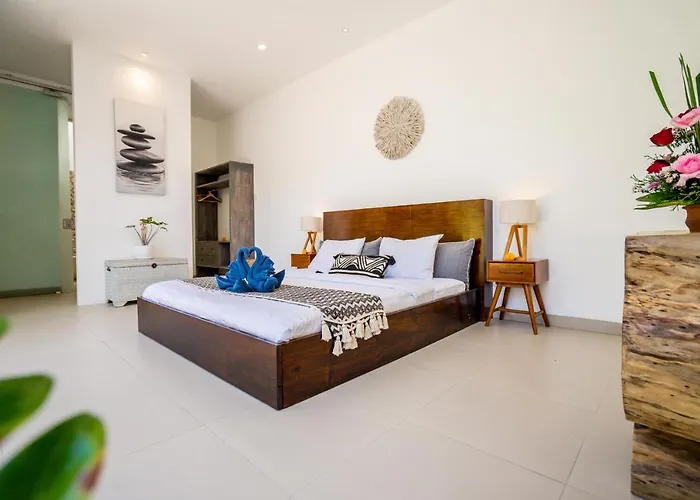 2 Bedroom Dewi Sri Private Pool Seminyak 2km To Double 6 *