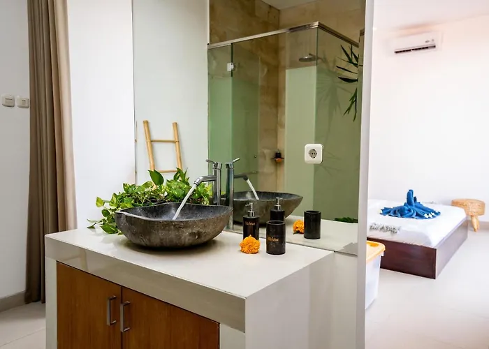 2 Bedroom Dewi Sri Private Pool Seminyak 2km To Double 6 Вилла *